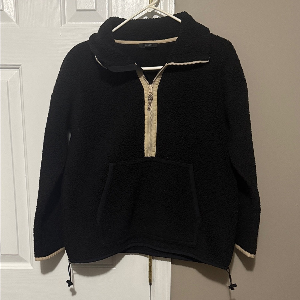🖤 **J.Crew Polartec® Fleece Half-Zip Pullover – Black w/ Tan Trim (XS)** 🤍